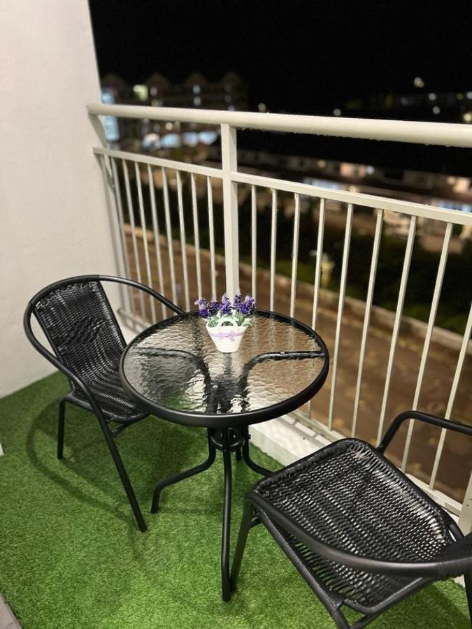 Sweet Homestay 3Rm @ Penthouse Apartment In 브린창 외부 사진